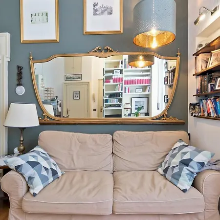 Apartment Altido Warm Flat For 3 In Isola, 10 Min To Centre