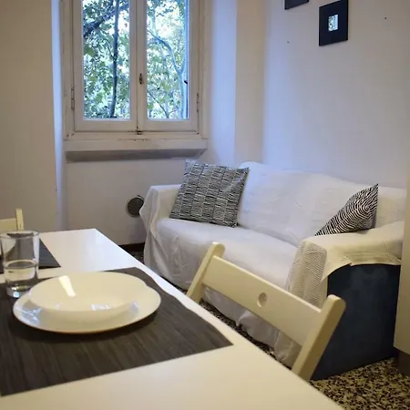 Apartment Old Navigli Flat The Heart Of Mailand