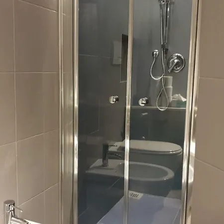 Kibilu - Via Dell'unione - Centre - Duomo Mailand