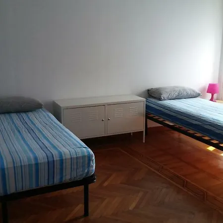 Wbh Buenos Aires Πανσιόν