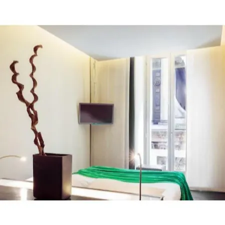 Straf, Milan, A Member Of Design Mediolan