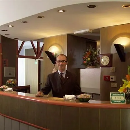 Hotel Johnny Mediolan