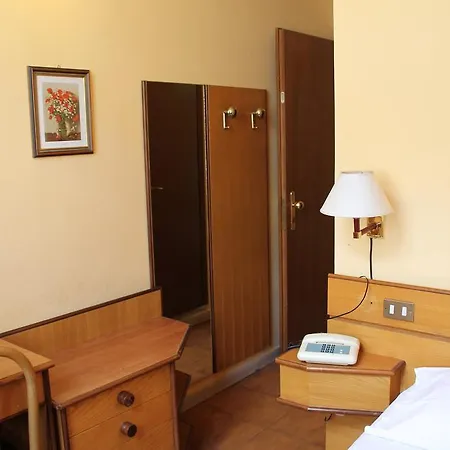 ヴェッキア ホテル