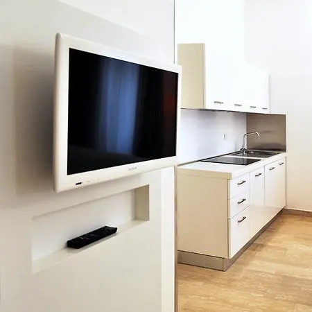 Lejlighedshotel Bb Bocconi 2*
