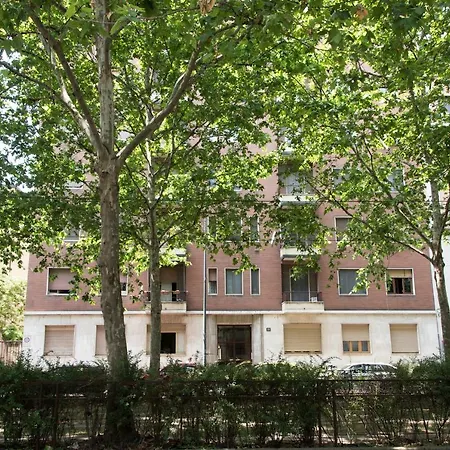 Youhosty - Pezzotti 18 * Mailand