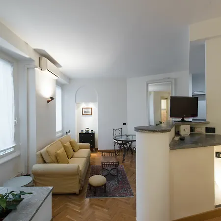At Heart Of - Duomo Apartment *