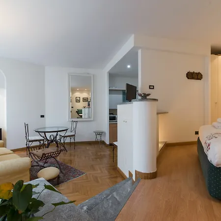 Apartment At Heart Of - Duomo Milan