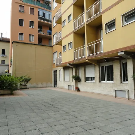 Giusti 6 Milan