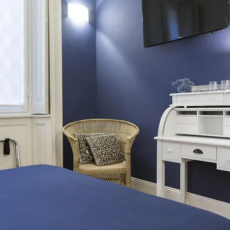 Household Settembrini בית הארחה 4*