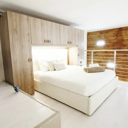 Alessia's Flat - Portello Apartment Milan
