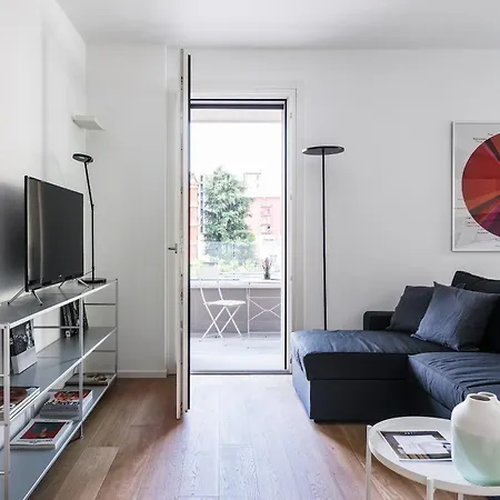 Joivy Stylish 1-bedroom Flat