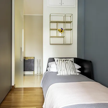 Navigli - Rentclass Alina Daire Milano