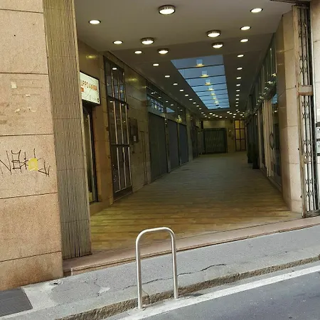 Bnbutler - Duomo - Galleria Unione Apartmán Milán
