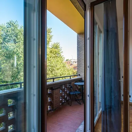 Vittoria 4 * Milan