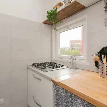 The Rent - Maciachini Two Bedroom Daire *