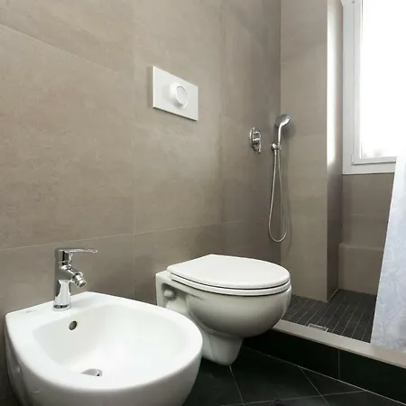 The Rent - Maciachini Two Bedroom