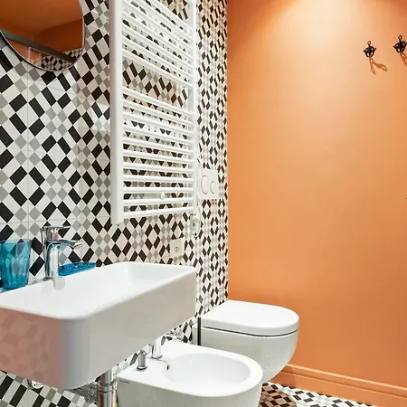 Modern And Cozy In Porta Romana Apartment Milan
