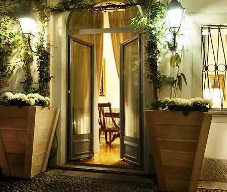 Hotell Petit Palais De Charme