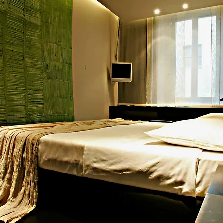 Straf, Milan, A Member Of Design Mediolan