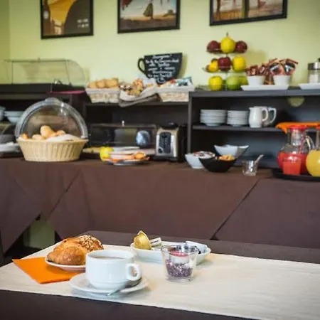 ホテル Corvetto Porto Di Mare 4*