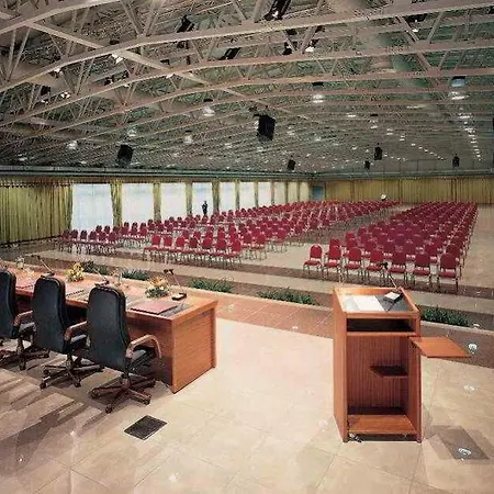 Апарт-отель Unaway & Quark Due 4*