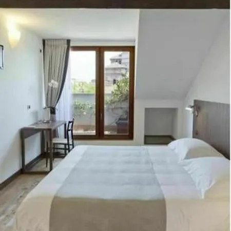 My Bed Gæstehus Milano