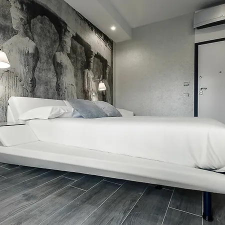 Guest house Eleganti Suite In Piazzale Lagosta