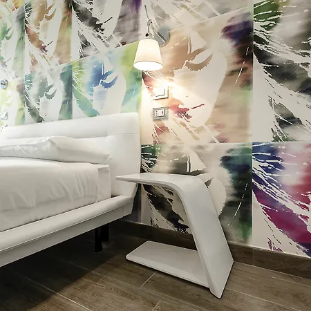 Guest house Eleganti Suite In Piazzale Lagosta Milan