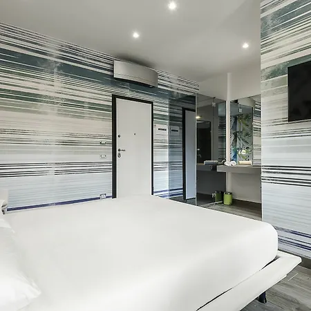 Eleganti Suite In Piazzale Lagosta Guest house 2*