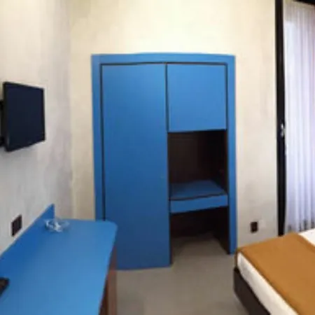 38 Hotel