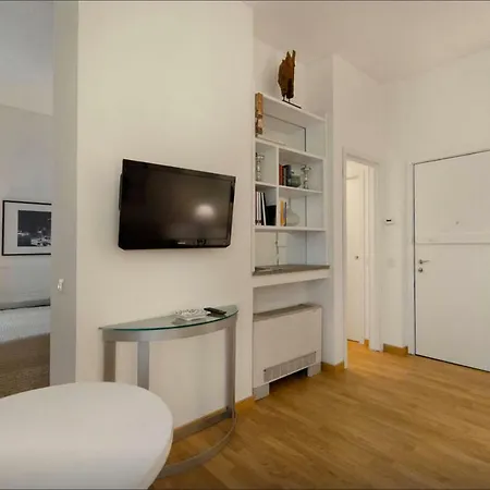 Apartment Brera - Fiori Chiari Charme *