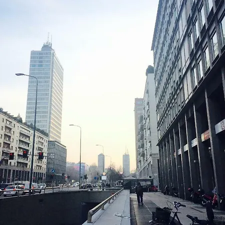 Repubblica One Bed & Breakfast Milano