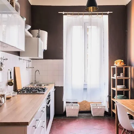 House Of Frames Mediolan