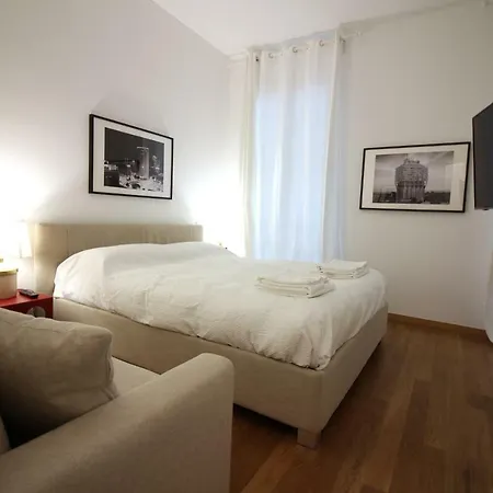 Apartment Brera - Fiori Chiari Charme Milan