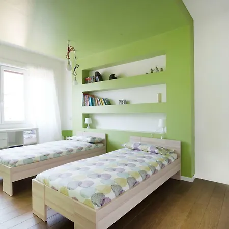 Apartamento Lush Contemporary Flat, Wonderful With 3 Bedrooms, 6 Guests *
