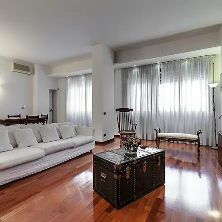 Darsena Apartment, 6 Guests, 2 Bdr, Neighborhood, Navigli * Mailand