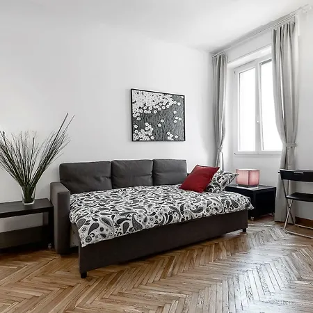 San Lorenzo Building Apartment
