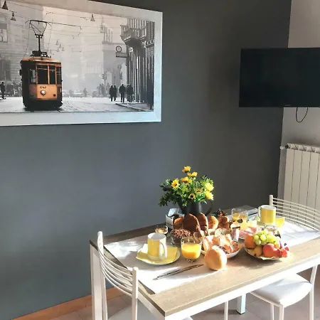 Sunflower House Ieo Ripamonti 밀라노