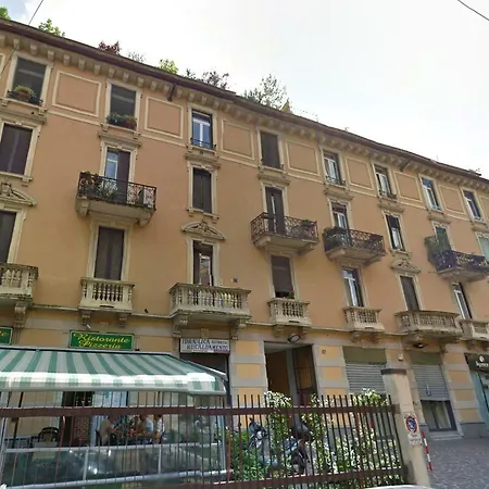 Apartment Cozy Central Studio - Porta Romana Milan