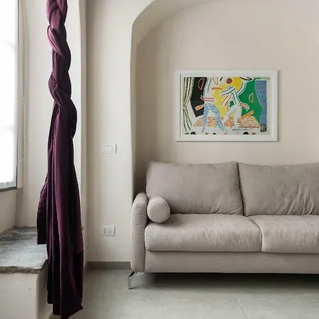 Le Scuderie Di Sant'ambrogio Milão