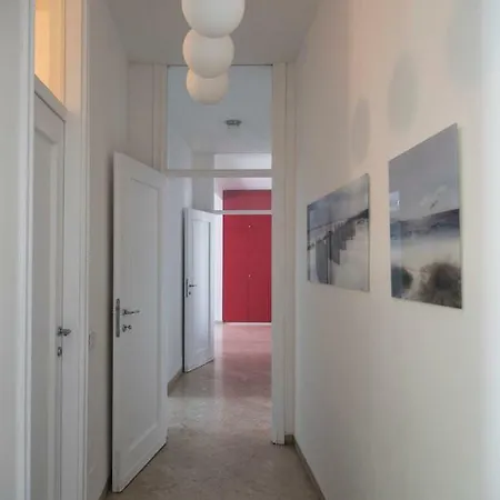 Luxurious 4bdr Penthouse Near Duomo Cathedral Apartment Milan