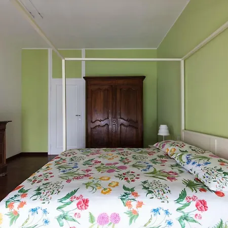 Luxurious 4bdr Penthouse Near Duomo Cathedral * Milan
