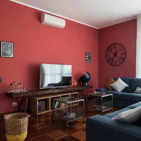 Luxurious 4bdr Penthouse Near Duomo Cathedral Apartment