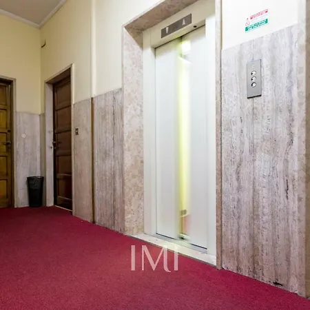 Porta Vittoria Center Apartament *