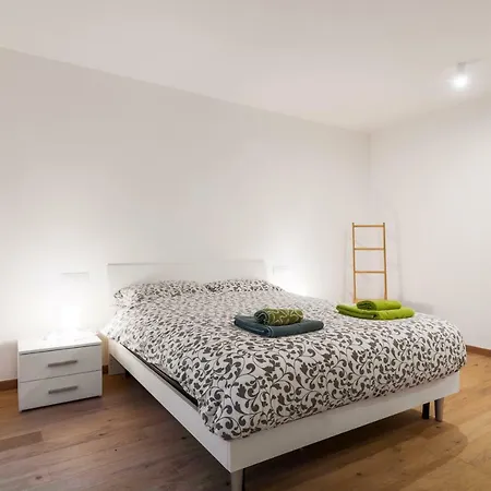 Bruni Flat * ميلان