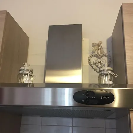 Bilo Terrys * Milán
