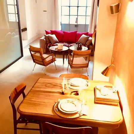 108 Eclectic Loft Near Corso Appartement