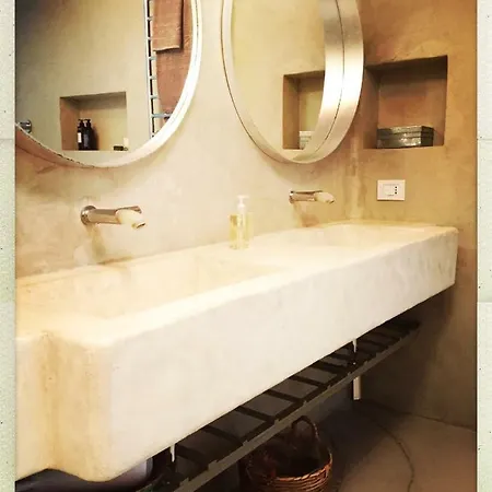 108 Eclectic Loft Near Corso Appartement