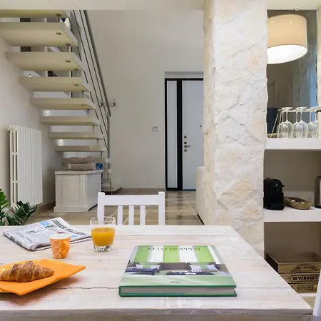 Spazio M&m Cso Xxii Marzo 39