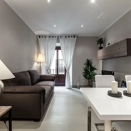 Cordusio Apartment